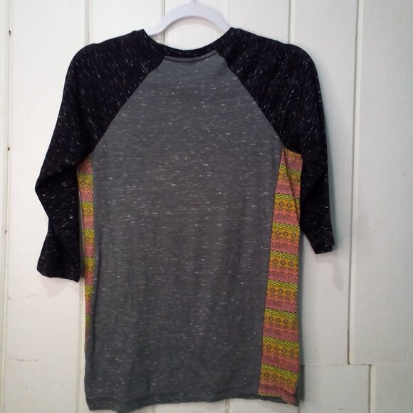 Society Shirt Women S 3/4 Sleeve Live Free Aztec Pattern Colorful - Picture 10 of 13